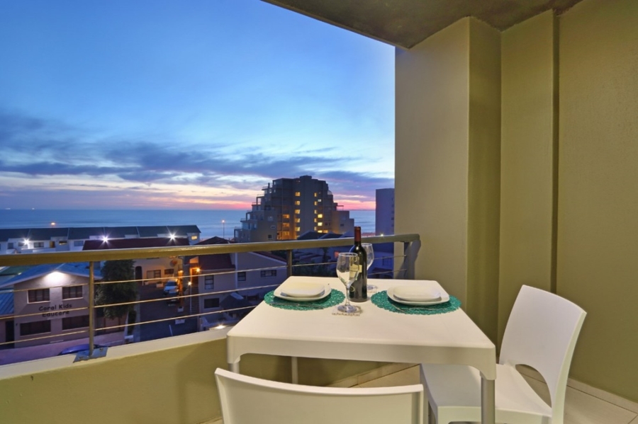 1 Bedroom Property for Sale in Beachfront Western Cape